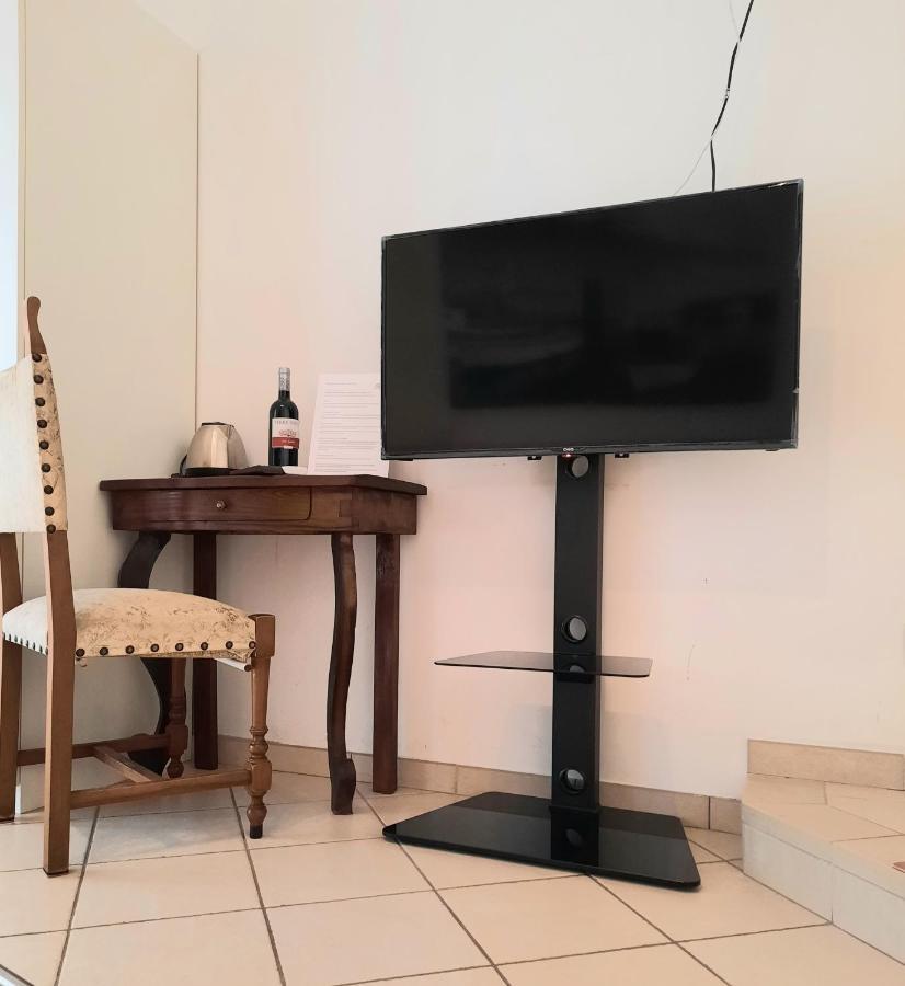 Santi E Saraceni Rooms Σαλέρνο Εξωτερικό φωτογραφία