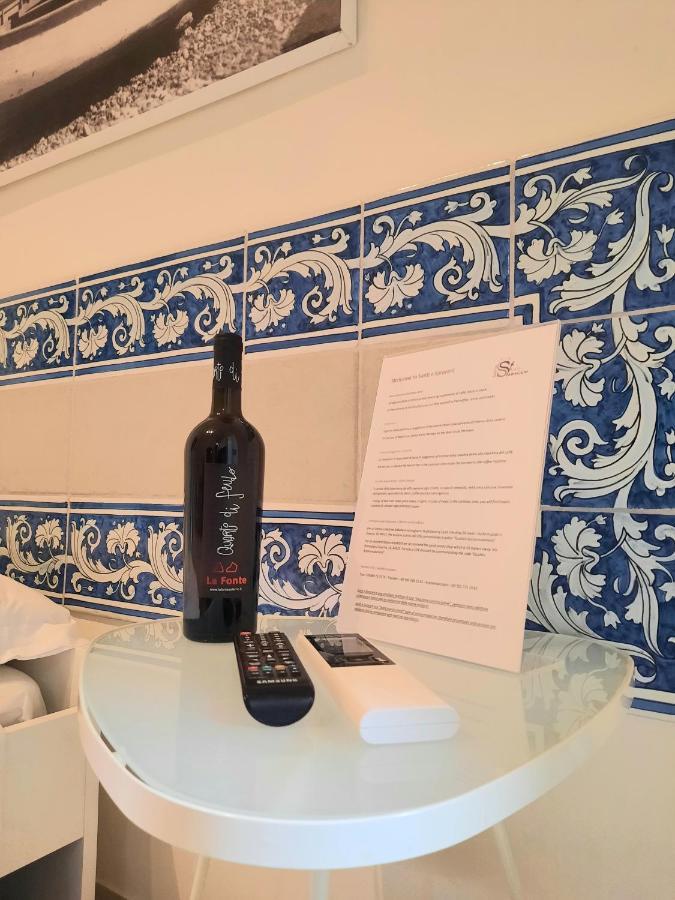 Santi E Saraceni Rooms Σαλέρνο Εξωτερικό φωτογραφία
