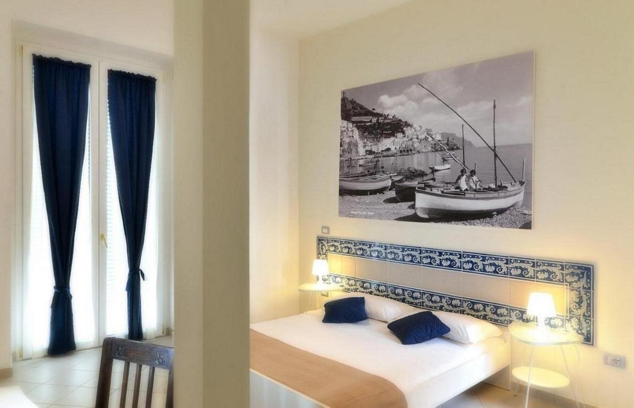 Santi E Saraceni Rooms Σαλέρνο Εξωτερικό φωτογραφία
