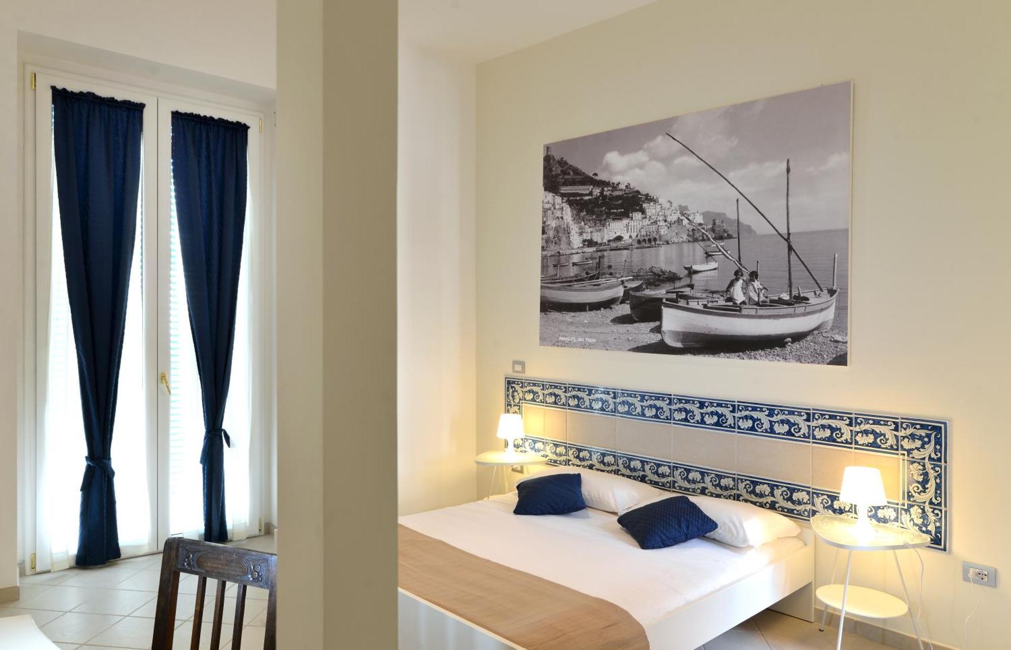 Santi E Saraceni Rooms Σαλέρνο Δωμάτιο φωτογραφία